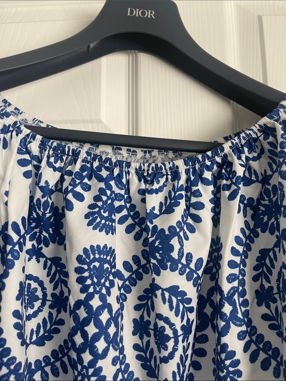 White Off-Shoulder/Blouse with Blue Medallion Print - Picture 7 of 8